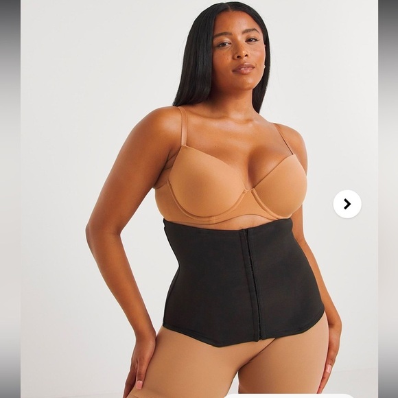 Miraclesuit Other - Miraclesuit Classic Firm Control Waist Cincher Black